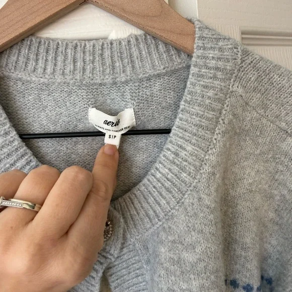 Aerie unREAL Fairisle Cardigan gray blue and white like new - Picture 7 of 8